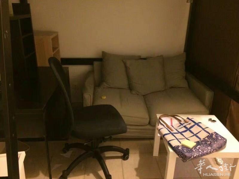 17区Batignolles 近L线/14号线 16平studio 1.8起租