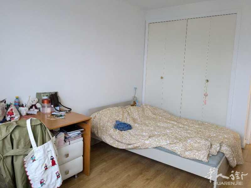 92省Courbevoie 15平单间分租700全包