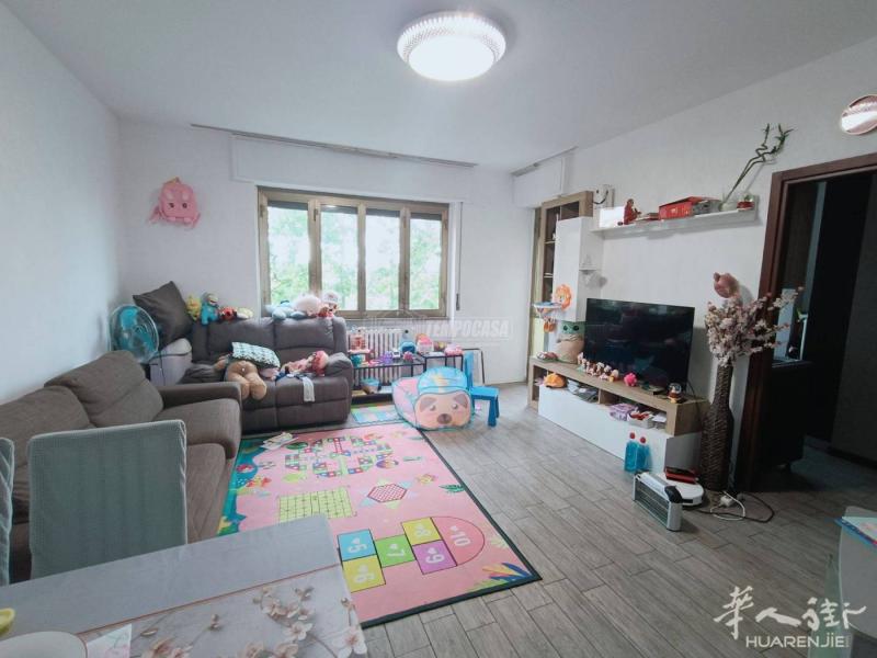 21.5万 三室一厅 105平方 【出售】 米兰 Quarto Oggiaro