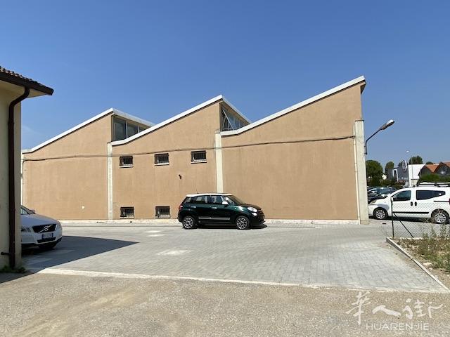 Vendita Fabbricato/Capannone zona Toscanella di Dozza