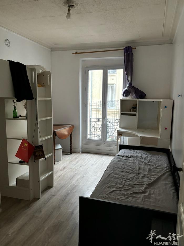 18区 la Chapelle一房一厅出租，带家具，租金1000欧元，租家庭式，