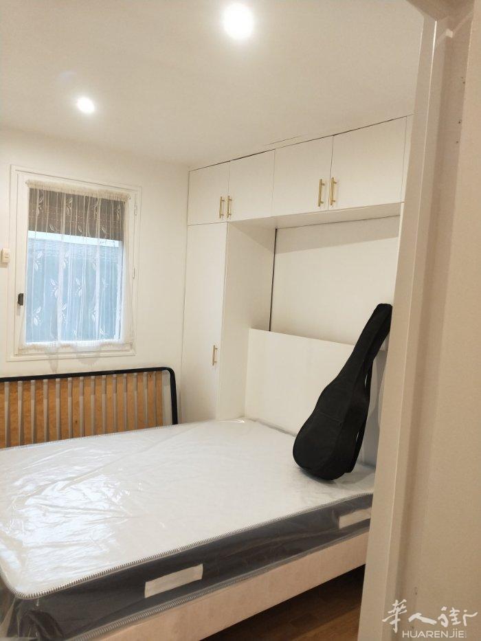 安全城市附近超市餐馆麦当劳学校等等