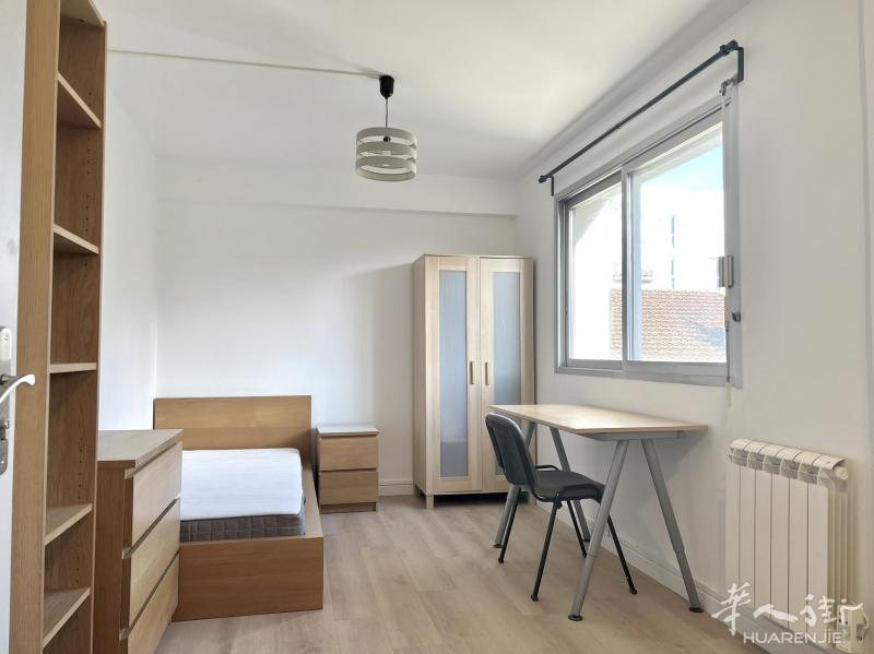 94省Vitry sur Seine 近T9线 17平studio