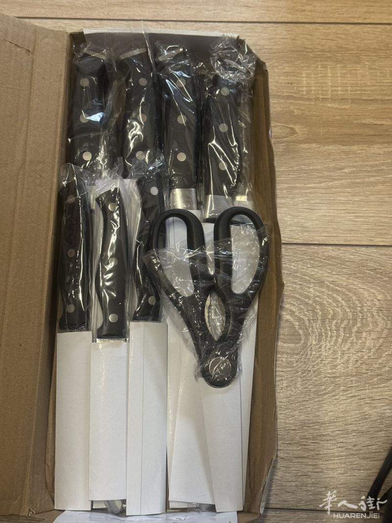 出售泡脚盆，筋膜枪，刀具，价格便宜，电话01762