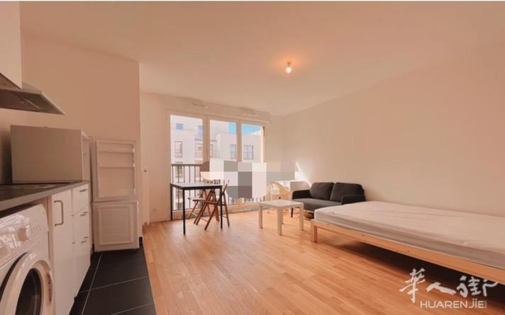 92省 Rueil-Malmaison studio 28平 三楼带电梯 23年的房子 1050€ 1月12号起租