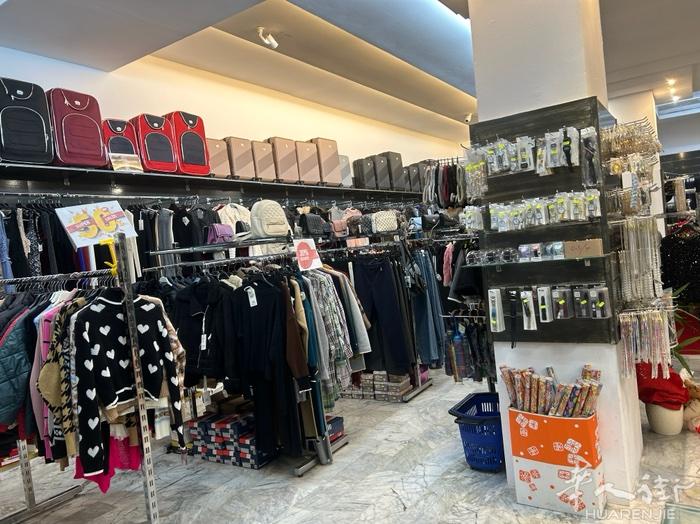 南部城市市中心店面转让400平