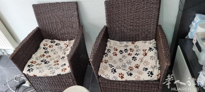小巴黎出2个竹椅和茶几，50整套出，自取