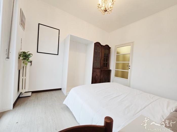 560/680全包单间，电车直达华人街/duomo/bovisa米理校区  可以