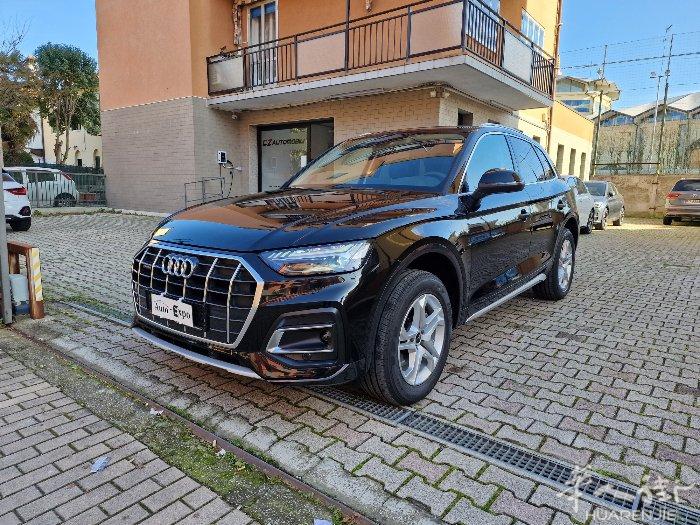 客人预定的奥迪🚗Q5 柴油 204CV🔥 ​零公里 08/2024 带奥迪原