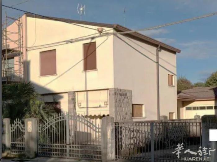 【拍卖房】Tombolo, Padova 出售公寓.