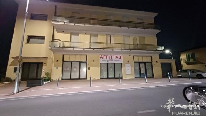 Torrita di Siena 【出租餐厅】  私人电话☎️：(+39) 32