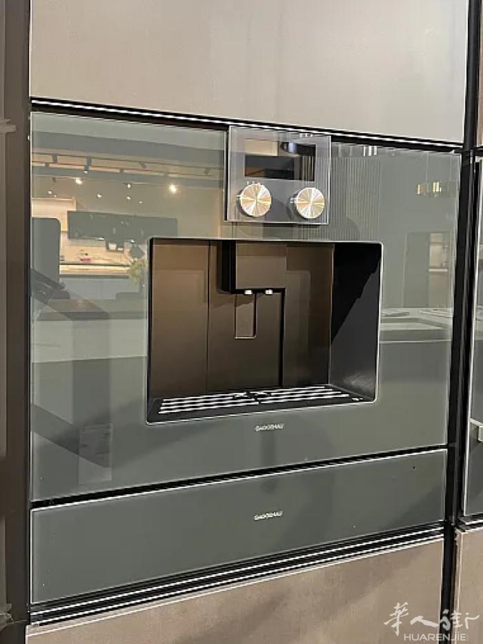 全新Gaggenau 2系咖啡机蒸箱冰箱年底6折清仓