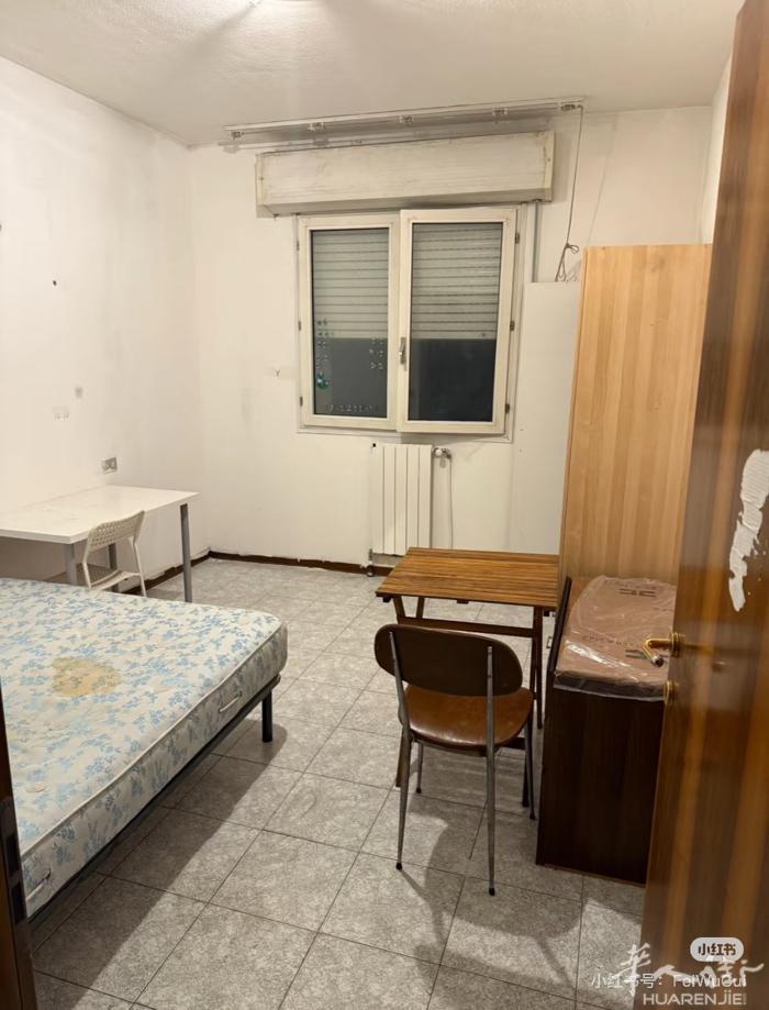 Bologna 即日起出一个大单间（可住两人）四室一厅  📍Via Agucc