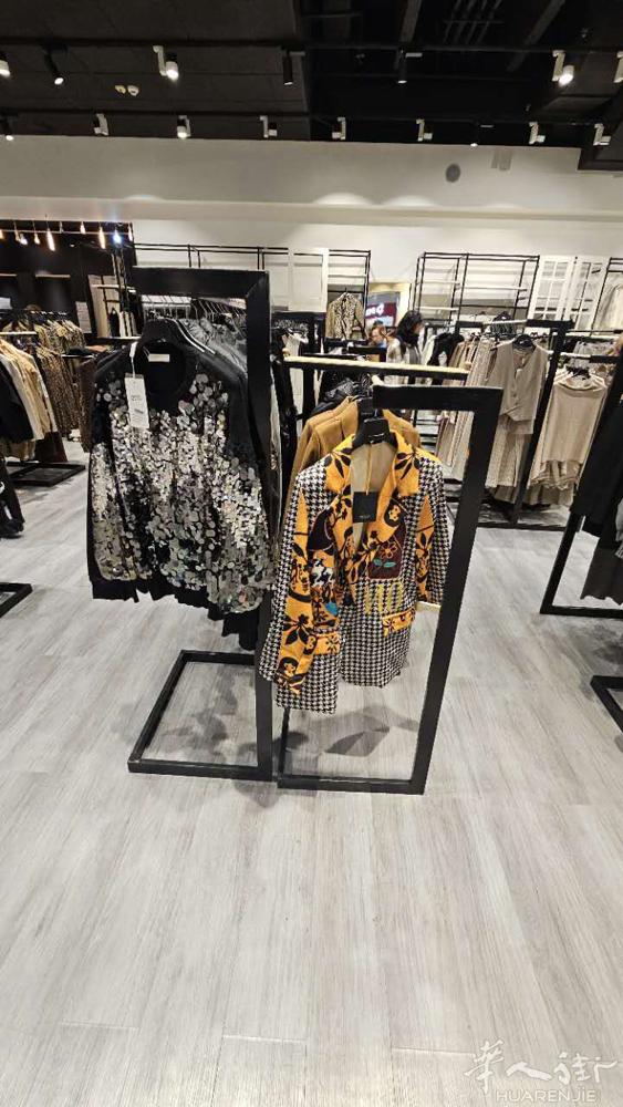 服装桌子架子低价出售