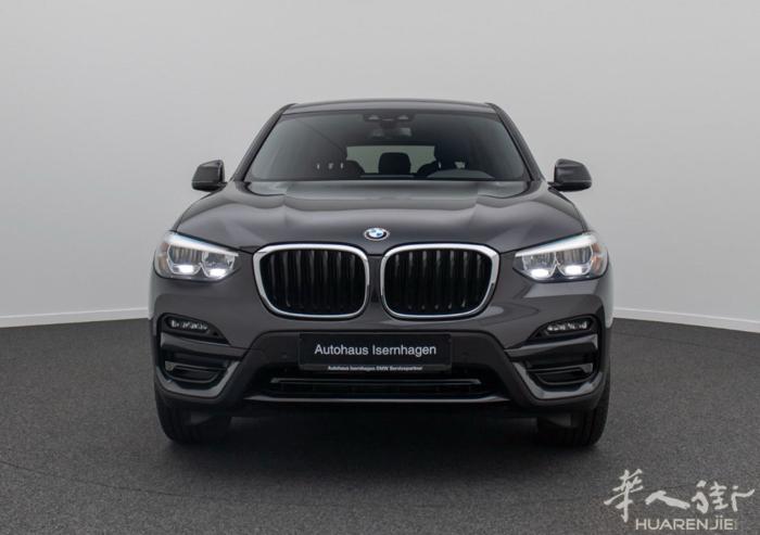 宝马x3 油电混合自动挡高配、2021 年3万公里16cv 215kw、 保修1