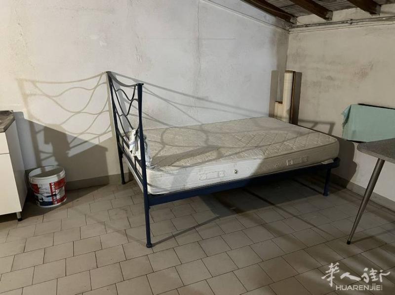 香满楼附近两个房间搭铺