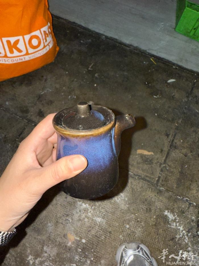 酱油壶 1 块钱一块钱！ 要多少说！