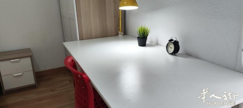 https://att.huarenjie.com/attachment/information/20250110/1736512562737907.jpg
