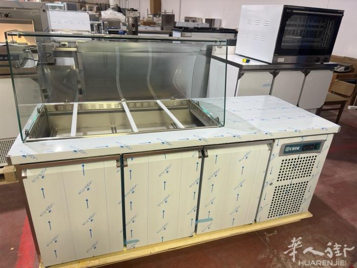 全新展示柜操作台冰箱 180×70×85cm 适用于外面店 奶茶店。 实体店位于