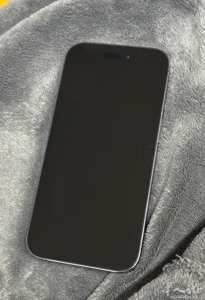 出二手苹果手机 iphone14pro 紫色 256G 价格680欧 米兰面交