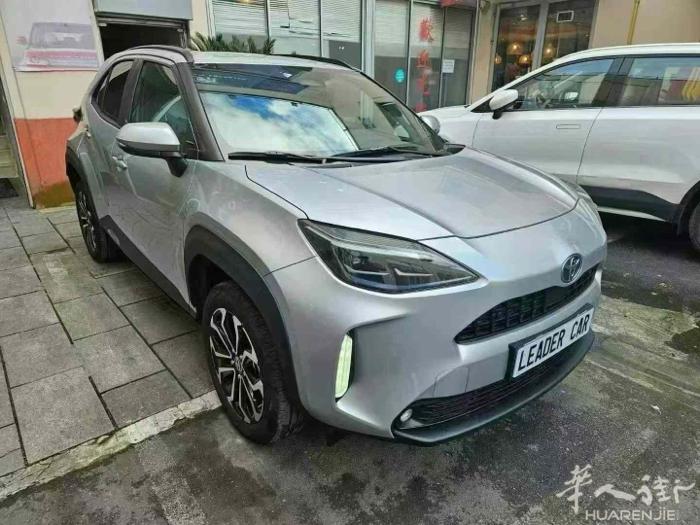 🎉现货 | TOYOTA YARIS CROSS 高配版🎉 银灰色  🚗