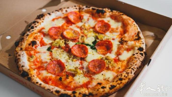 【投资-创业资讯】 老字号pizza 打包店转让 每周平均700-750个piz