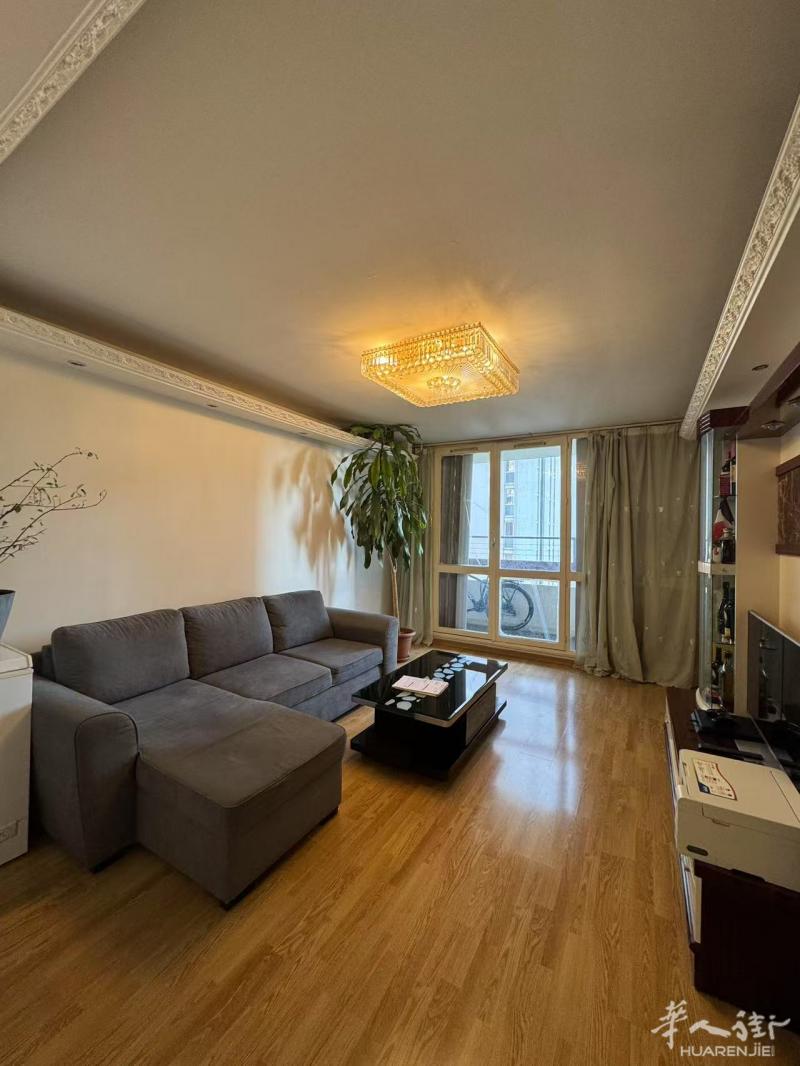 ✨中瑞独家☎️马上预约看房🏡大巴黎93省AUBERVILLIERS二手好价公寓💎两房一厅(现改成小三房) 61.5M²售价仅222 000💶