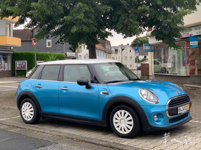 法兰克福出二手mini one  2015年车。无事故。新作的保养。 6万公里左