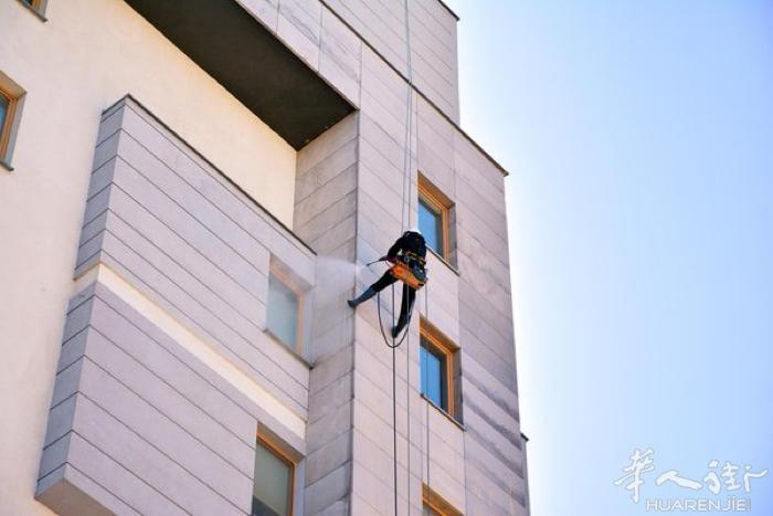 TMS装修公司为您提供多项房屋翻新和维修服务： 外墙保温、老旧建筑保温、外墙防水