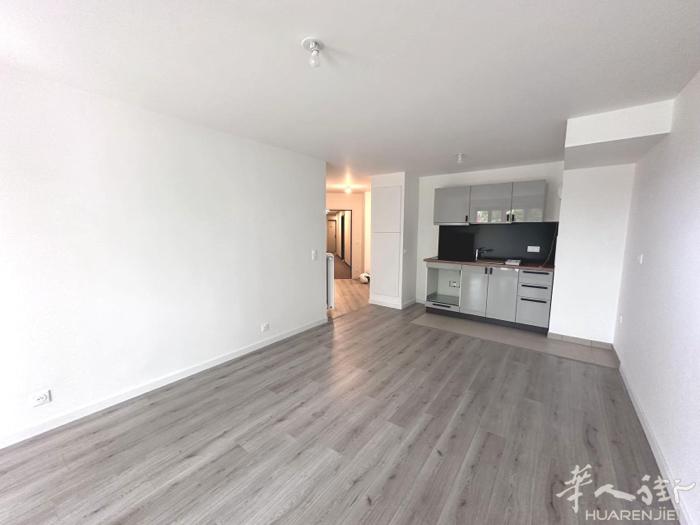 77省,Bussy-Saint-Georges（77600） (ID：20432
