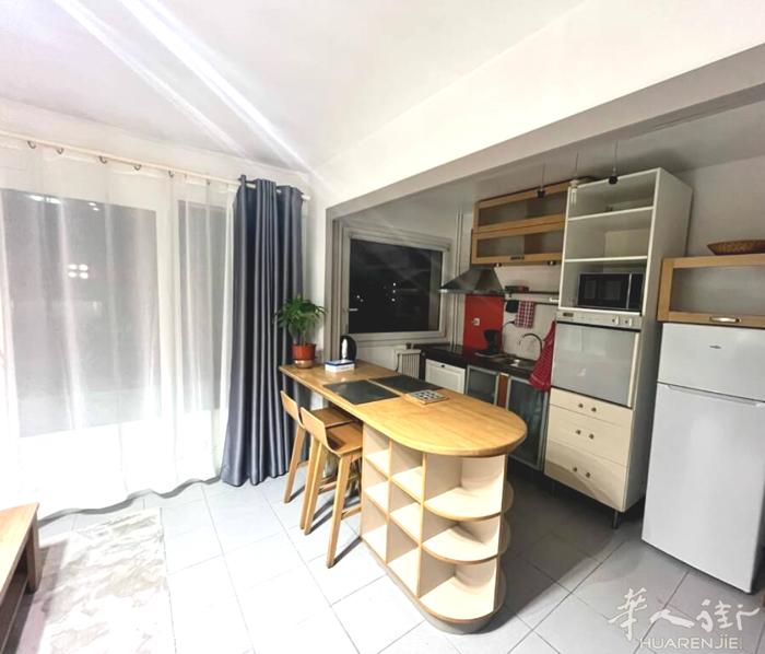 20区(ID：206163) 35平的 studio  房间数1  卧室数1