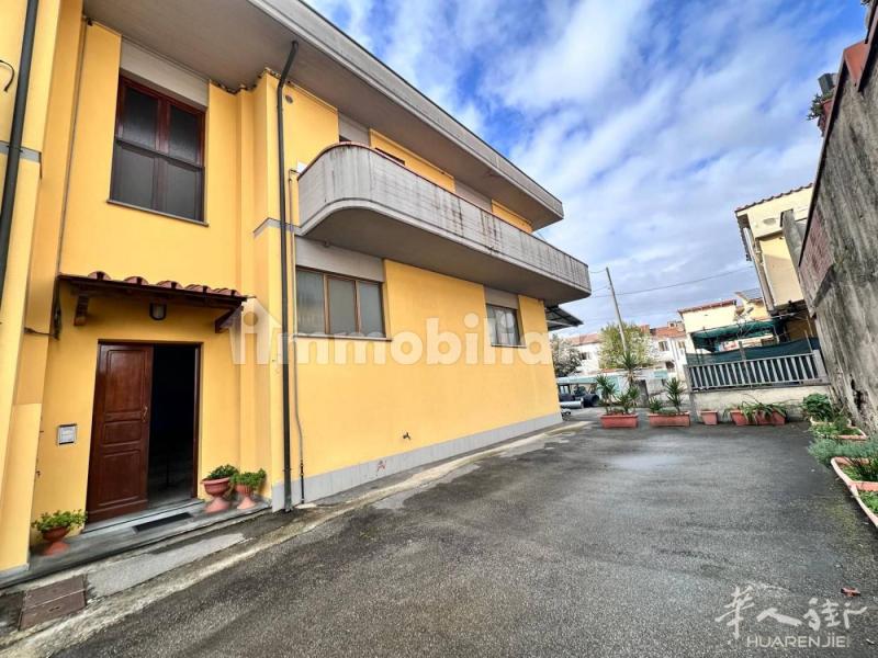 AGLIANA 5 室公寓 EURO 260.000