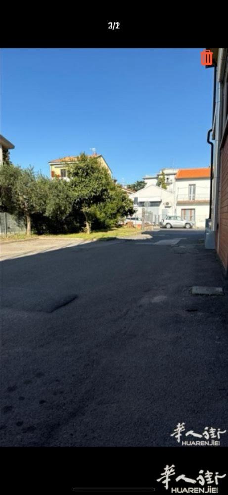 sanpaolo中速边上工业区里新工厂搭铺、环境亮堂、停车方便、住附近的人可以过