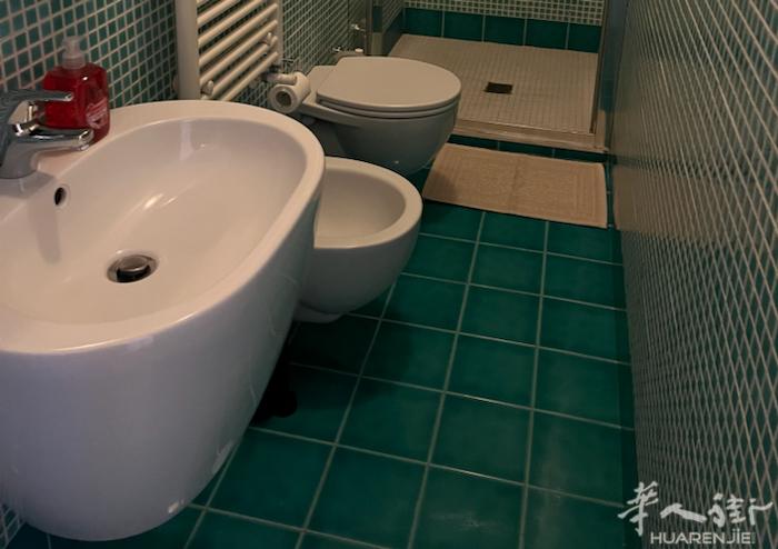 Peschiera del Garda出租一室一厅一卫，领包入住，希望租客爱干净