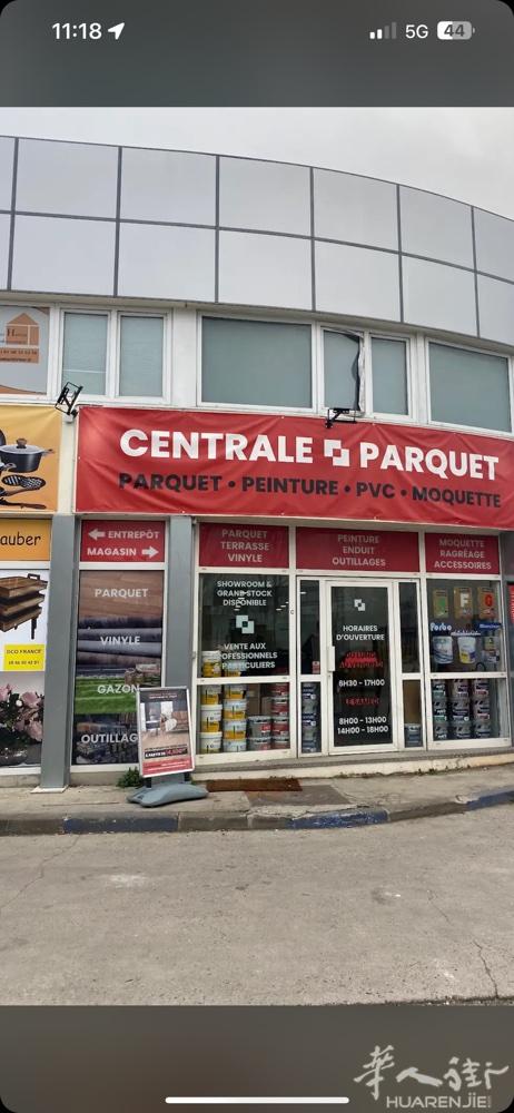 CENTRAL PARQUET   86 Bd Félix Faure, 933