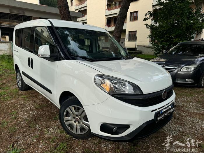 菲亚特 doblo 座椅 2015 年 1.6 多喷射 内部和外部都像新的一样