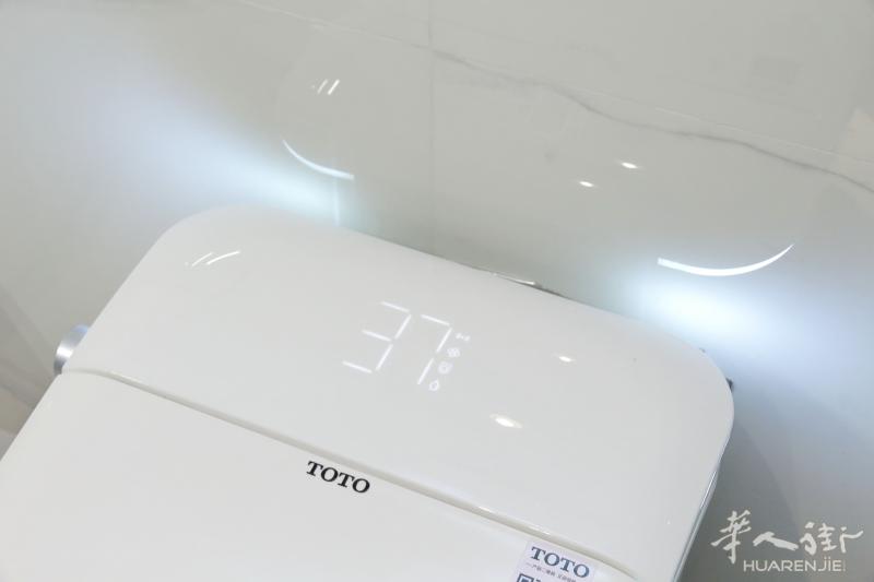LULU ROME 115.jpg