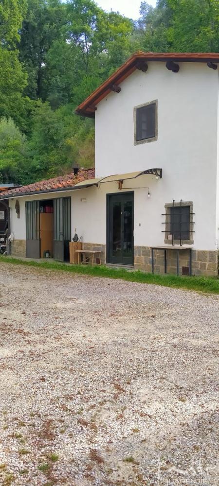 Arezzo，Castelfranco Pian di Scò 出售房子  私人