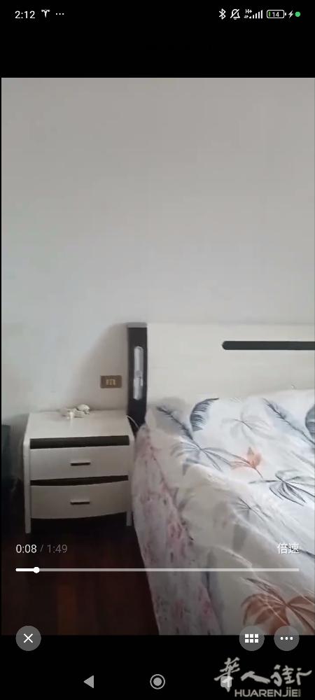 星期一大卖散场酒吧隔壁。大房间搭铺。环境好房间舒适。