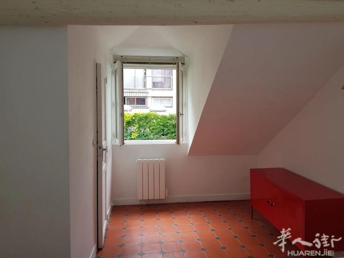 巴黎15区30平米一室一厅，地址218 rue de Vaugirard 750