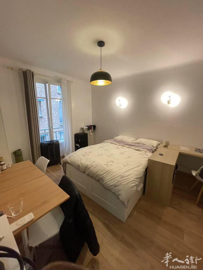 (ID：205388) 13区22平的 studio 有家具