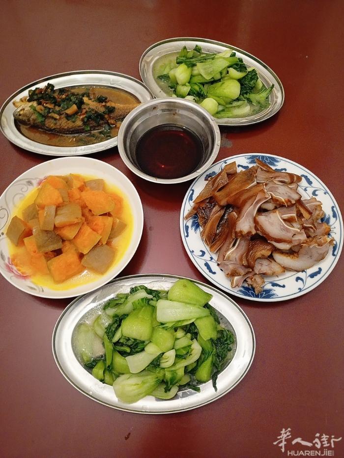 帕多瓦火车站对面临时搭铺包吃有夫妻间单人间通铺住家安静卫生无线网络暖气欢迎大家来