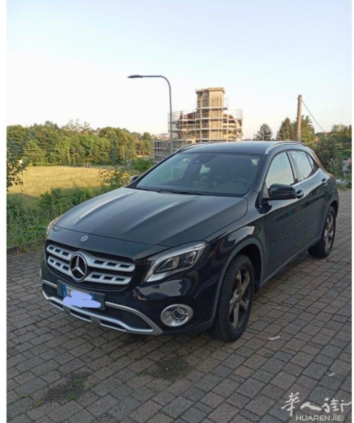 米兰顺风车，每天米兰机场，瑞士睹场接送，电话：3398510787 微信：LB2