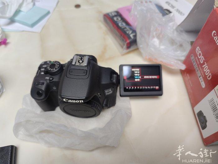 出售佳能700d 单反相机机身 基本全新 没用过几次 然后在一次旅游的时候弄丢了