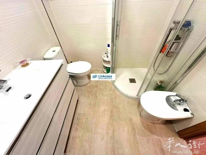 恋家房产推荐！！ 🏠villaverde bajo小火车站1分钟， 独立小楼，