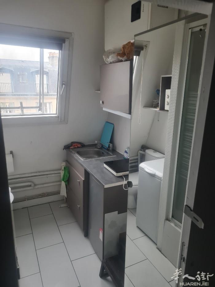 [房东直租] 巴黎16区 Studio 步行1分钟到地铁9号线，拎包入住！