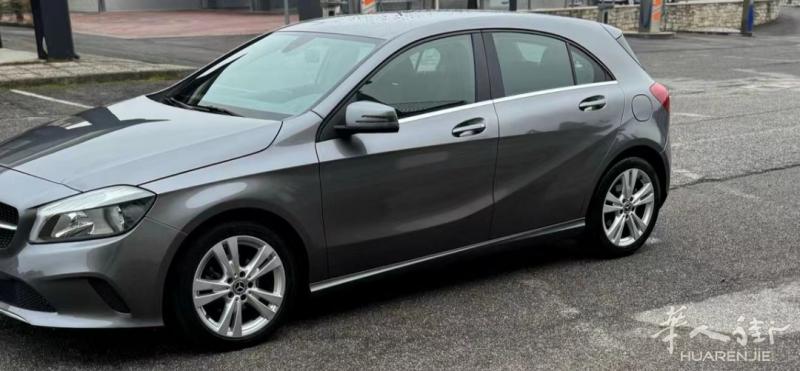 奔驰a180,Premium,2017年、柴油、自