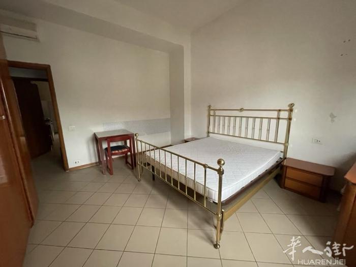 出租via firenze 两房一厅一厨房房租800 微信526237210 电