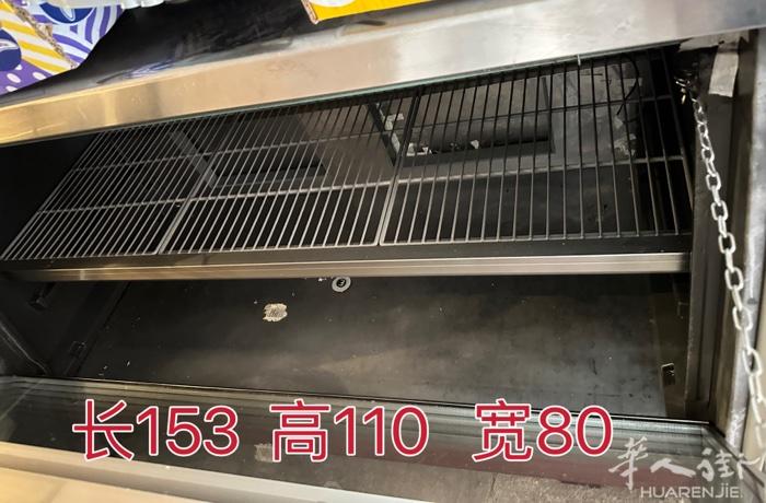 马德里usera 附近出售二手柜台冰箱联系688122115