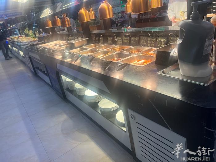 有老板有需要请联系，价格便宜甩卖，8成新，联系电话0749156699
